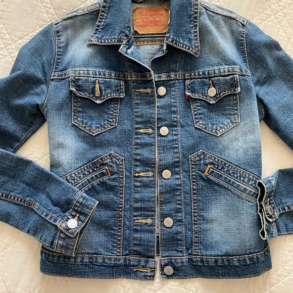 🌿 Levi’s Denim Tapered Jacket Jr XS 🌿 - Picture 2 of 7